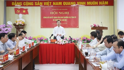 Removing difficulties and obstacles, creating favorable conditions for An Giang Newspaper and Radio-Television to perform their duties well.