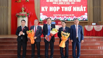 Buon Ma Thuot bölgesinin Halk Konseyi, 2026-2031 dönemi için kilit yetkilileri seçti.