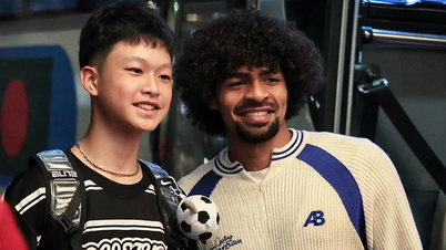 Een voormalige Premier League-speler uit Bangladesh zorgt voor opschudding tijdens zijn bezoek aan Vietnam.