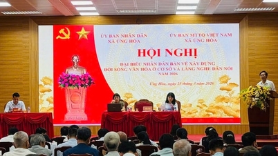 Ung Hoa demokrasiyi teşvik eder ve sürdürülebilir bir kültürel yaşam inşa eder.