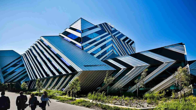 Monash Üniversitesi, Vietnam'da öğrenci deneyimi ve kariyer yetkinliğine odaklı eğitim modelini tanıtıyor.