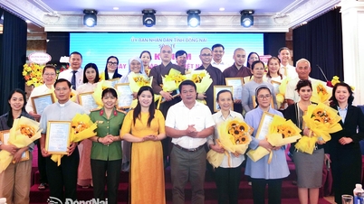 Das Gesundheitsamt von Dong Nai organisierte eine Feier zum Tag der Sozialen Arbeit in Vietnam.
