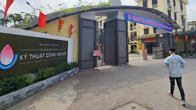 학교와 학생들은 인턴십 기간 동안 회사가 학생들에게 강제로 초과 근무를 시켰다는 주장에 대해 어떻게 생각하는가?