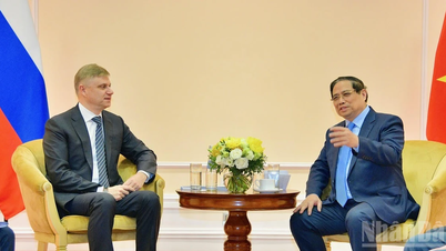 Vietnam og Russland er fast bestemt på å fremme et sterkt jernbanesamarbeid kraftig.