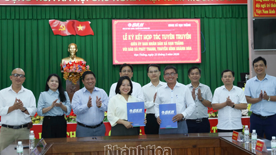 Aviser, radio og fjernsyn i Khanh Hoa-provinsen signerer en samarbeidsavtale om propaganda med Van Thang kommune.