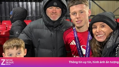 De zoon van Rooney wint het kampioenschap met het jeugdteam van MU.