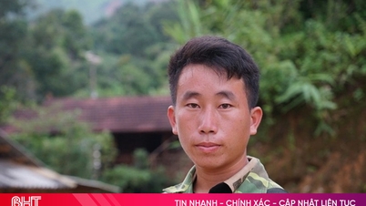 មេភូមិដែលបានជួយសង្គ្រោះមនុស្ស ៩០ នាក់ក្នុងអំឡុងពេលព្យុះទីហ្វុងយ៉ាហ្គីត្រូវបានផ្តល់កិត្តិយសជាឥស្សរជនវ័យក្មេងវៀតណាម។