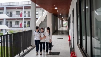 Eine 210 Milliarden VND teure öffentliche Schule in Dong Anh hat bereits im ersten Jahr ihres Bestehens herausragende Schüler auf Clusterebene hervorgebracht.