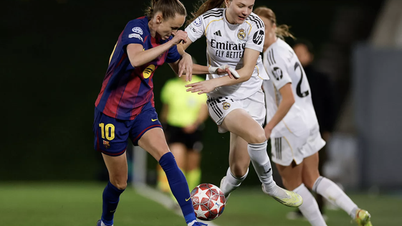 El Barcelona se alzó con una contundente victoria en los cuartos de final del "Clásico" de la Liga de Campeones Femenina.