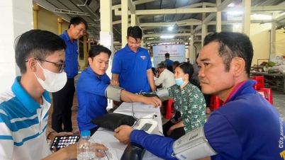 ឃុំមីអានហ៊ុង៖ ការពិនិត្យសុខភាព ការពិគ្រោះយោបល់សុខភាព និងការចែកអំណោយដល់ប្រជាជនដែលស្ថិតក្នុងស្ថានភាពលំបាក។