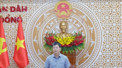 El vicepresidente del Comité Popular Provincial de Lam Dong, Nguyen Hong Hai, ordena acelerar el progreso en las principales autopistas.