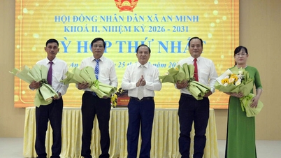 Le Conseil populaire de la commune d'An Minh a élu les membres du Comité permanent du Conseil populaire et du Comité populaire de la commune.