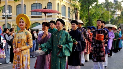 Bach Hoa Bo Hanh: Un viaje que recrea el festival de primavera vietnamita en el corazón del Barrio Antiguo de Hanói.