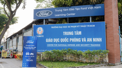 A Ford Vietnam megnyitotta az Autótechnikai Képzőközpontot és Ösztöndíjprogramot, fellendítve a humánerőforrás-fejlesztést.