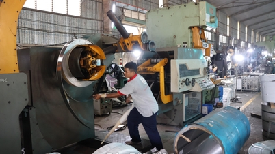 Providing technological and human resource support, and facilitating participation in value chain clusters for small and medium-sized enterprises.