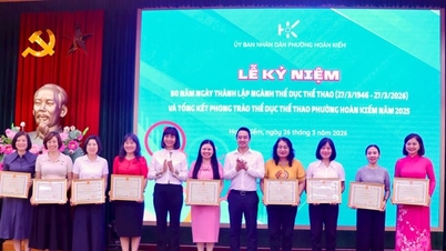 Hoan Kiem-distriktet firar 80-årsjubileet av den traditionella dagen för vietnamesisk idrott och idrott (NGÀNH).