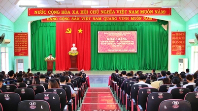 A Buon Ma Thuot kerület politikai elméleti képzést nyújt 136 új párttagnak.