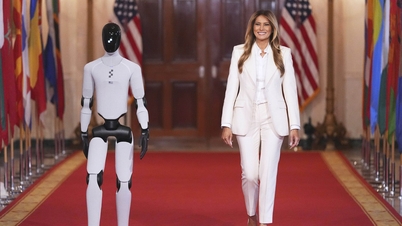 Humanoid AI روبوٹ وائٹ ہاؤس میں اپنی پہلی نمائش کرتا ہے۔