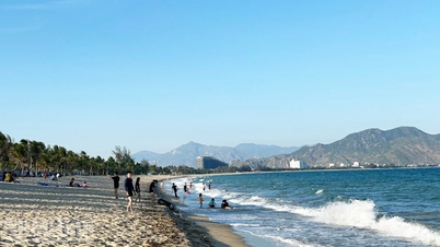 Elevating Khanh Hoa tourism to international standards through the planning of the Ninh Chu National Tourist Area.
