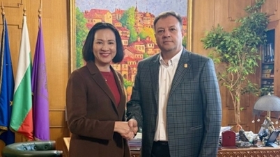 Vietnamul și Bulgaria își consolidează cooperarea locală în vechea capitală Veliko Tărnovo.