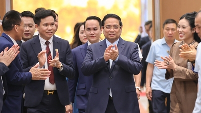 Perdana Menteri mengadakan pertemuan untuk mendorong pertumbuhan dua digit dan menyampaikan rasa terima kasih kepada dunia usaha.