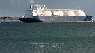 อุปทานก๊าซธรรมชาติเหลว (LNG) ทั่วโลกกำลังเผชิญกับวิกฤตสองประการ