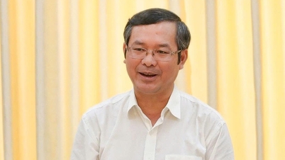Mr. Nguyen Van Phuc has resigned from his position as Deputy Minister of Education and Training.