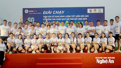 អត្តពលិកជាង ៤០០ នាក់បានចូលរួមក្នុងការរត់ប្រណាំងនៅខេត្តង៉េអាន ដើម្បីគាំទ្រទិវាម៉ោងផែនដី ២០២៦។