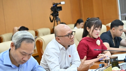 Xây dựng hệ sinh thái hỗ trợ để đại biểu Quốc hội đáp ứng yêu cầu nhiệm kỳ mới