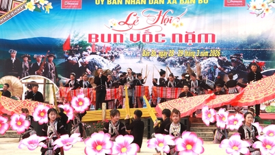 Kunjungi Bản Bo untuk menikmati festival Bun Vốc Nặm dari kelompok etnis Laos.