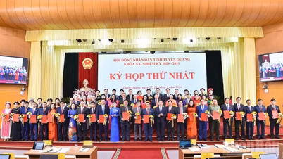 Tuyen Quang province elects leaders for the Provincial People's Council and Provincial People's Committee.