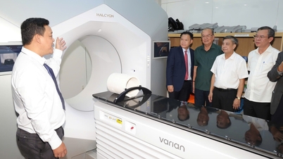 Hospital Onkologi Can Tho menerima mesin radioterapi bernilai 105 bilion VND, meningkatkan kapasiti rawatan kansernya.