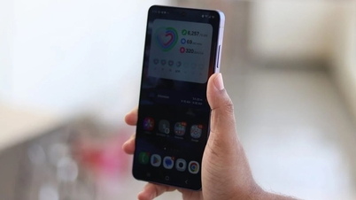 Смартфон Galaxy S26 Ultra вызвал споры из-за своего «антишпионского» экрана.