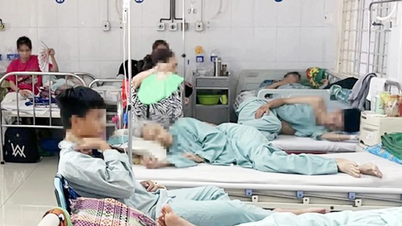Dak Lak: Ekmek yedikten sonra onlarca kişi hastaneye kaldırıldı.