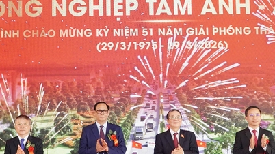 National Assembly Vice Chairman Nguyen Duc Hai and National Assembly Vice Chairman, Lieutenant General Tran Quang Phuong attended the groundbreaking ceremony for an industrial park in Da Nang.