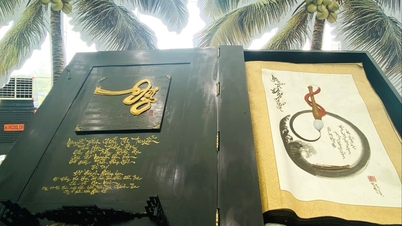 Beeindruckende Gedichtsammlung, „Anthologie der Gedichte von Nguyen Dinh Chieu“.
