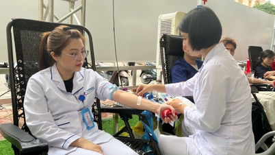 Peresmian titik donor darah permanen 'VP MED's Blood Donation Drop' di Rumah Sakit VPMED Tan Hung.