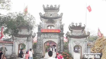 Komune Yen Trung memperingati hari jadi ke-510 kelahiran Jenderal Dinh Bat Tuy.