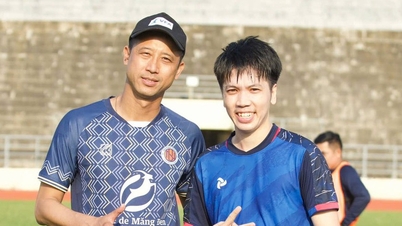 ブー・ニュー・タインがクアンガイ・フットボールにデビュー。