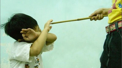 Parents enter school and give third-grade student 10 lashes as per 'agreement'.