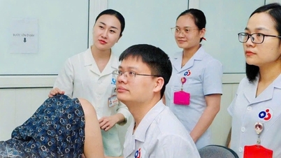 25年間検診を受けていなかったため、子宮内避妊器具（IUD）は子宮の奥深くまで移動していた。