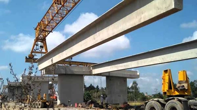 Overwhelmed by soaring prices, construction contractors submit urgent petition.