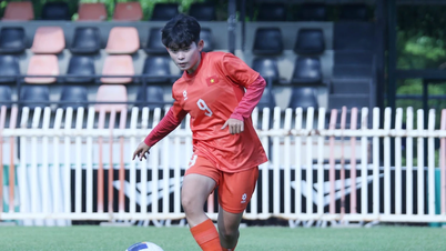Vietnam U20 kadın milli takımı Bangkok'ta aktif olarak antrenman yapıyor.