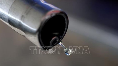 Dầu thô Brent hướng tới tháng tăng giá kỷ lục