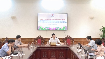 Membina platform untuk menyokong kawalan prosedur pentadbiran dalam persekitaran digital.
