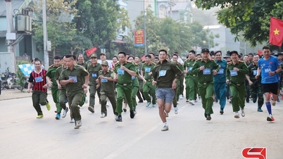 The physical training and sports movement of the Thuan Chau Police.