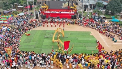 The vibrant colors of the Binh Da Festival in a "2-in-1" architectural space.