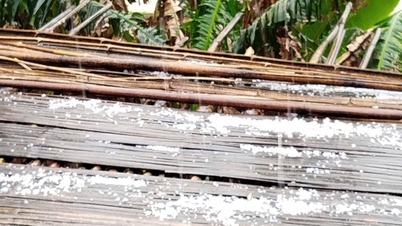 Hailstorms continue to occur in some mountainous communes.
