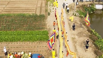গিয়াম প্যাগোডার জল শোভাযাত্রা অনুষ্ঠান – একটি সুন্দর আধ্যাত্মিক ঐতিহ্য।