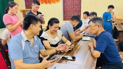 Thanh Hóa: 'Cửa sổ số' về tận bản làng, dịch vụ công không còn bó hẹp tại trụ sở